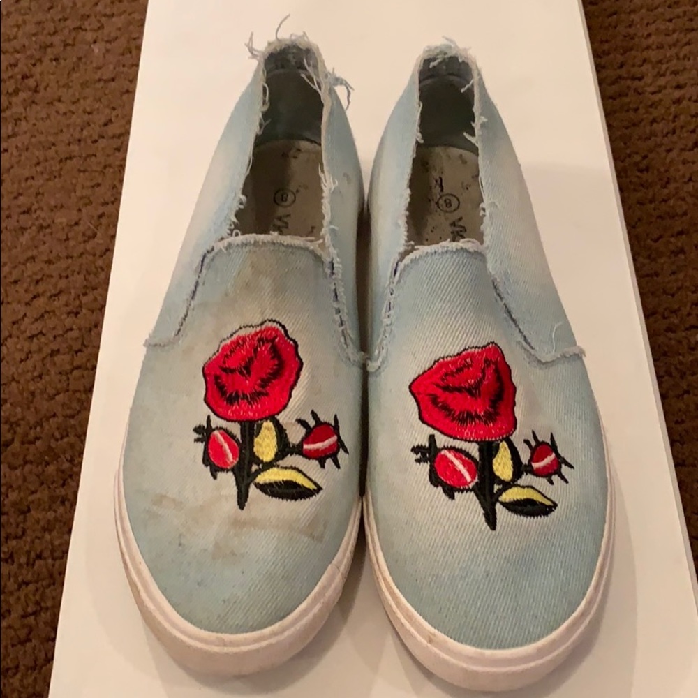 Denim rose slide on shoes